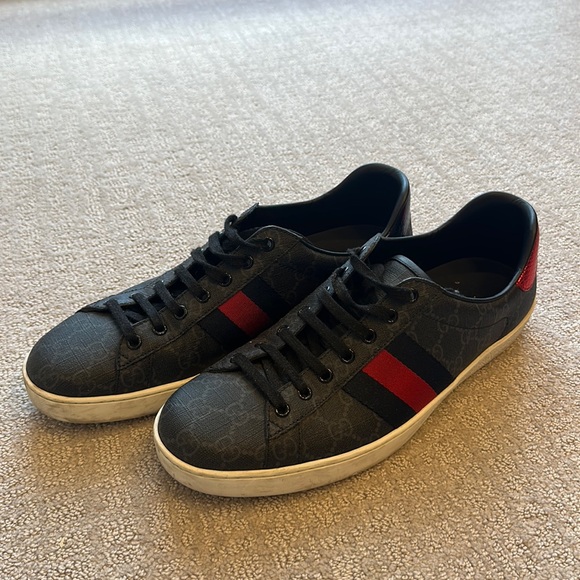 Men’s Gucci sneakers - Picture 1 of 9
